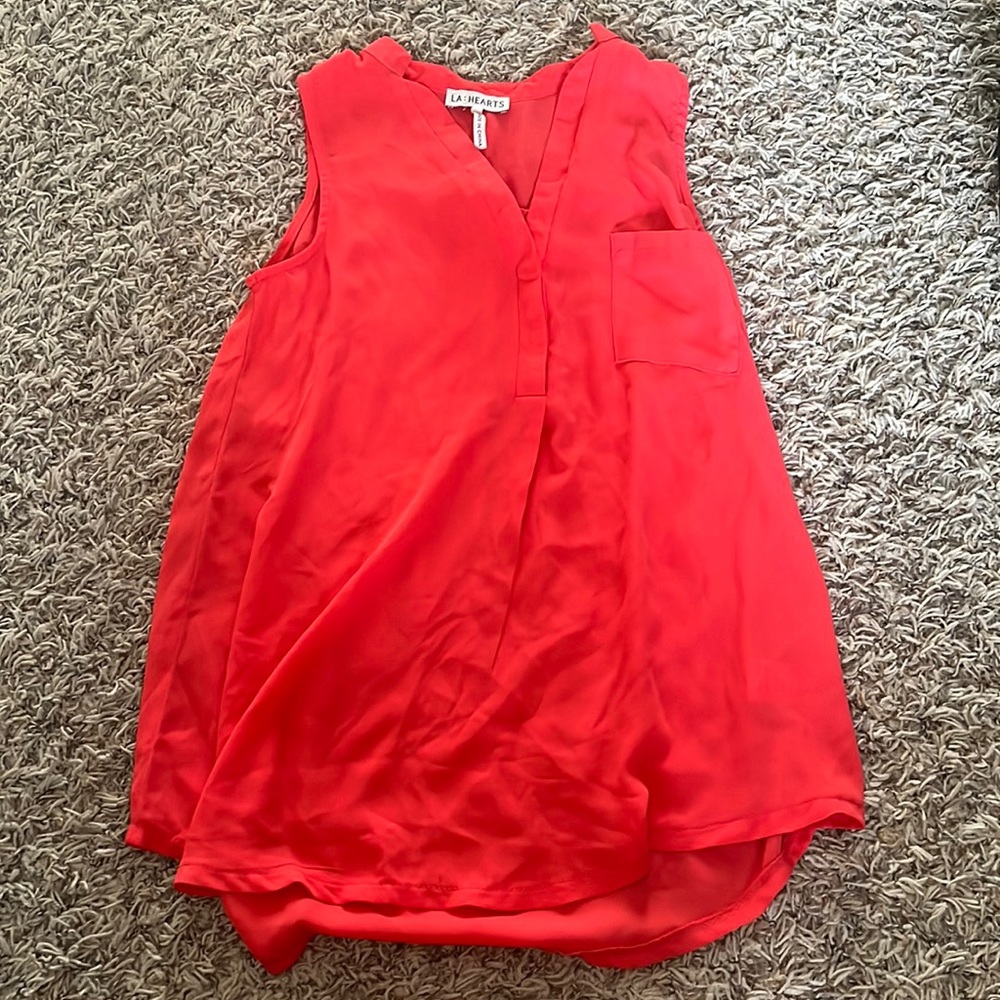 Pink tank